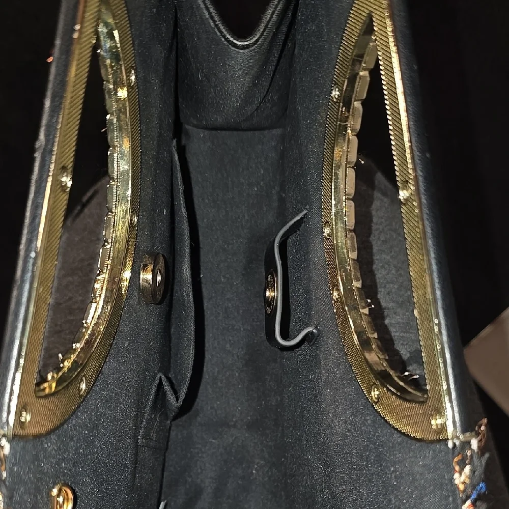 Chic Multicolor Tweed Handbag - Picture 5 of 7